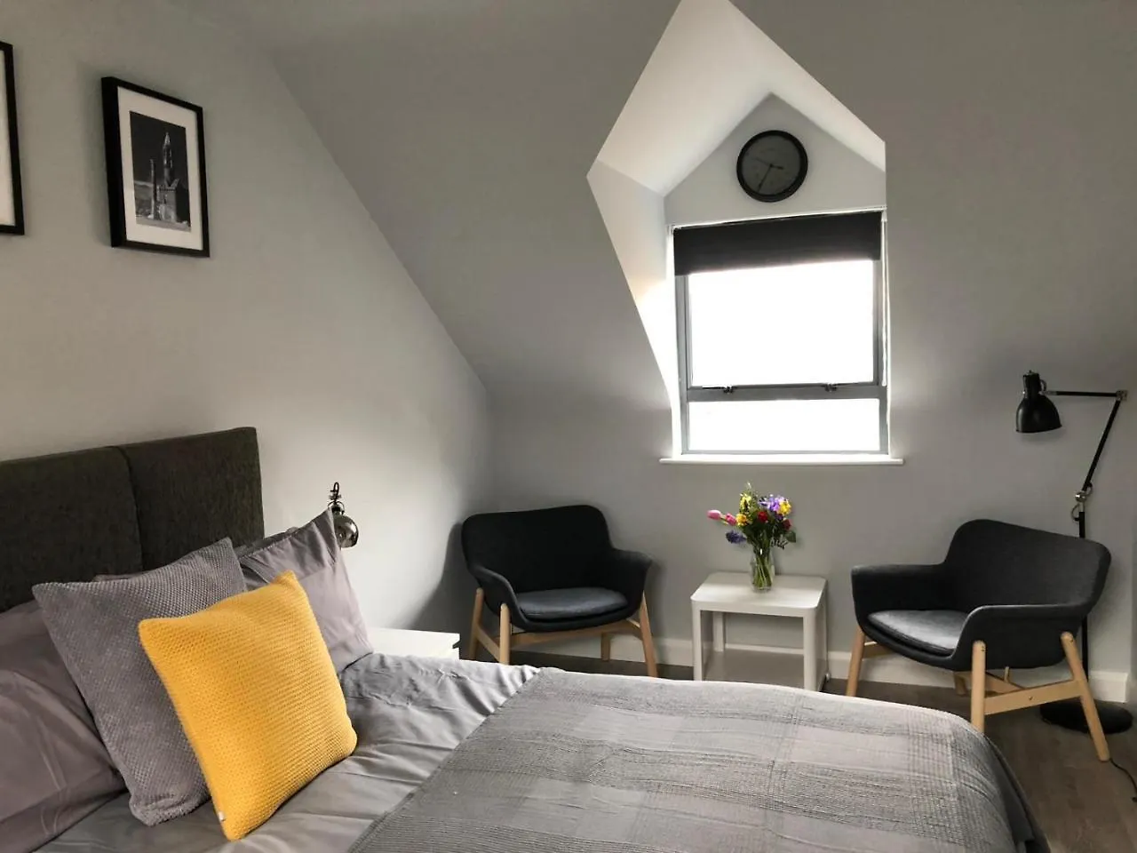 Holiday home City Centre Townhouse-3 Bedrooms & Parking - Excellent Location Belfast United Kingdom